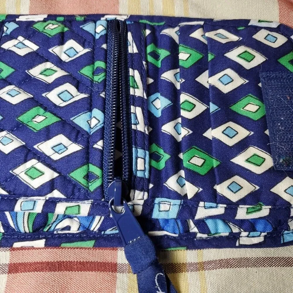 Vera Bradley Trifold Wallet Retired Pattern Mosaic Blue‎ - Picture 5 of 6
